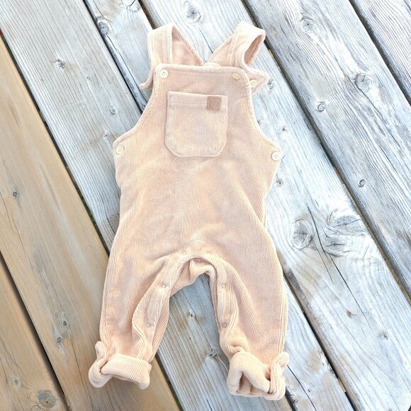 ADORABLE RZ by Rachel Zoe Corduroy Baby Overalls 3-6 Months SOFT - Picture 1 of 4